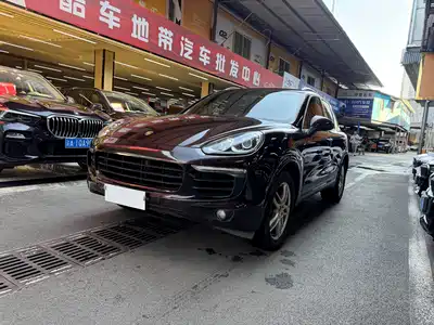 Porsche Cayenne 2016