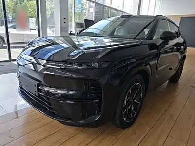 Lynk & Co 08 EM-P 2026