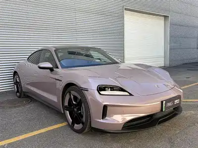 Porsche Taycan 2025