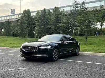 Volvo S90 2023