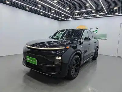 Li Auto L8 2023