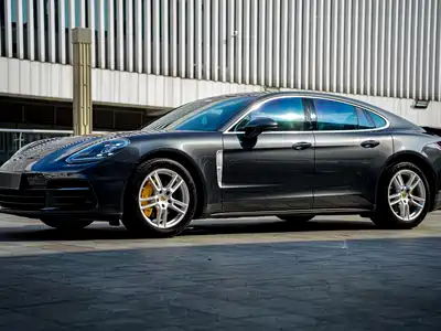 Porsche Panamera 2019