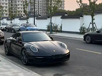 Porsche 911 2023