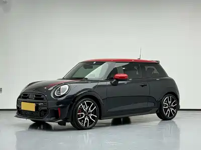 MINI JCW 2025