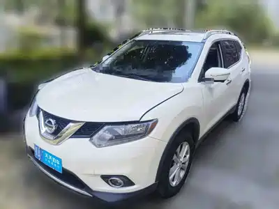 Nissan X-Trail 2015