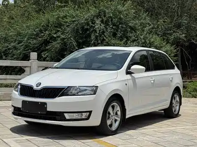 Škoda Rapid Spaceback 2014