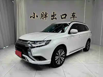 Mitsubishi Outlander 2022