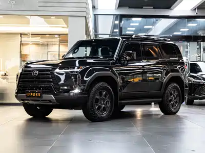 Lexus GX 2025