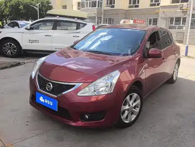 Nissan Tiida 2013