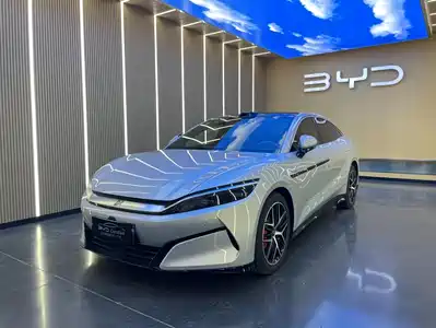 BYD Han L 2025
