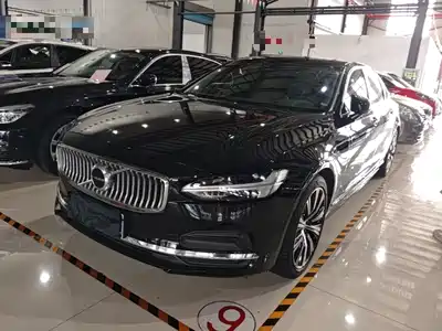 Volvo S90 2022