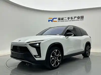NIO ES8 2022