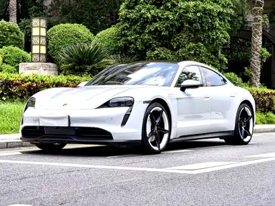 Porsche Taycan 2021