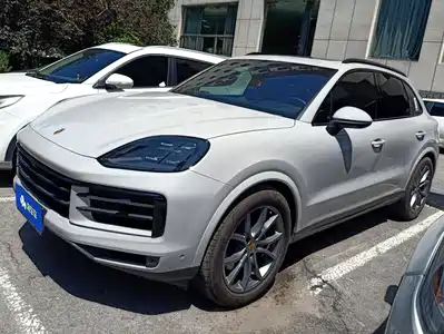 Porsche Cayenne 2024