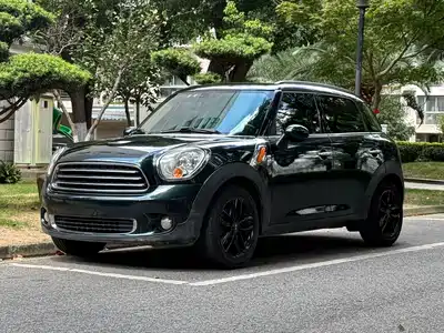 MINI COUNTRYMAN 2013