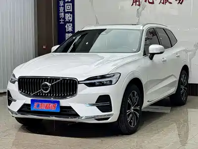 Volvo XC60 2022