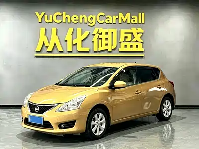 Nissan Tiida 2012