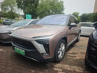 NIO ES8 2022