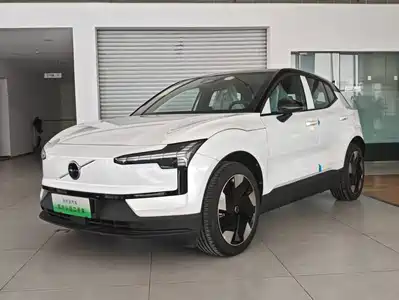 Volvo EX30 2026