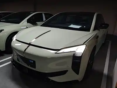 Hongqi EH7 2026