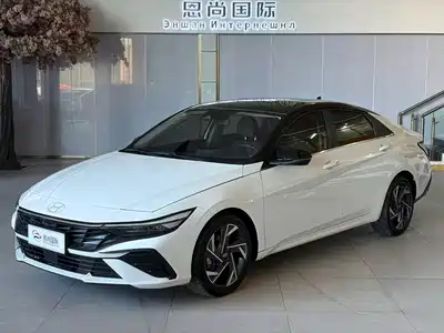 Hyundai Elantra 2023