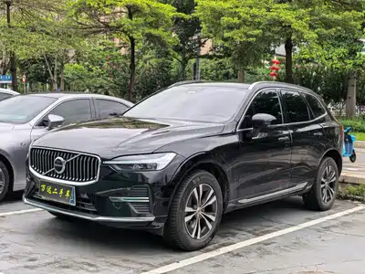 Volvo XC60 2022