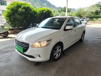 Peugeot 301 2015