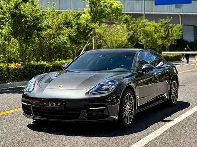 Porsche Panamera 2019