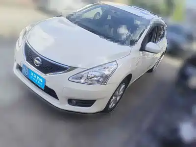 Nissan Tiida 2016