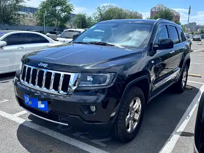 Jeep Grand Cherokee (Import) 2012