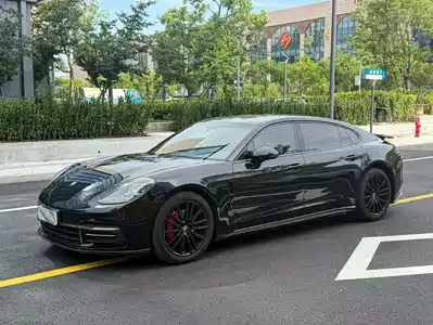 Porsche Panamera 2018
