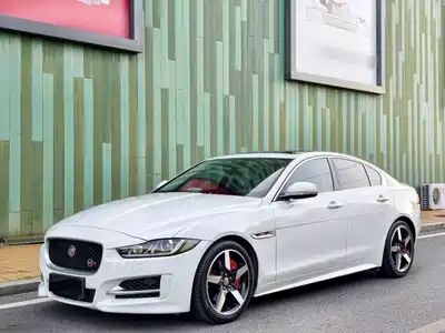 Jaguar XE 2016