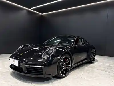 Porsche 911 2021