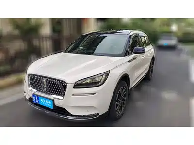 Lincoln Adventurer 2020