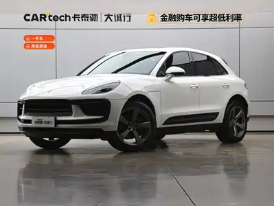 Porsche Macan 2024