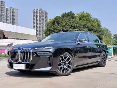 BMW i7 2023