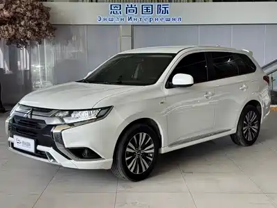 Mitsubishi Outlander 2022