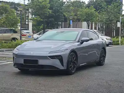 Dongfeng Yipai eπ007 2024