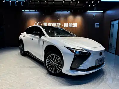 Lexus RZ 2023