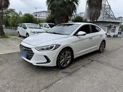 Hyundai Elantra 2019