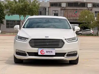 Ford Taurus 2018
