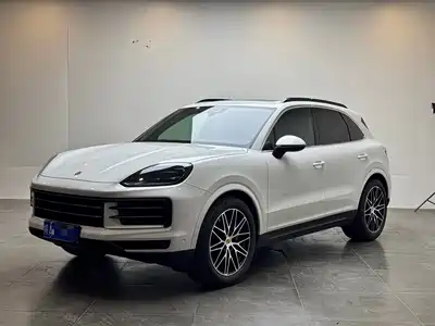 Porsche Cayenne 2025