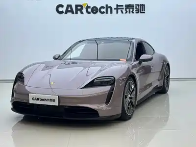 Porsche Taycan 2023