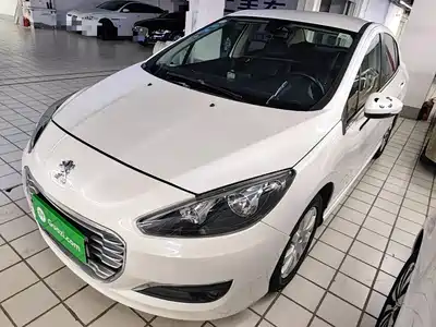 Peugeot 308 2015