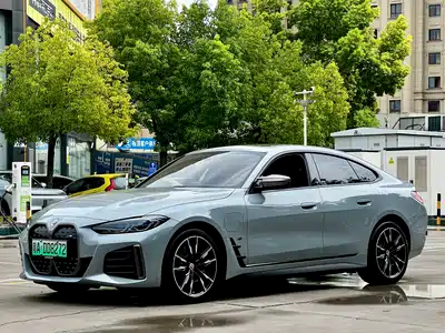 BMW i4 2023