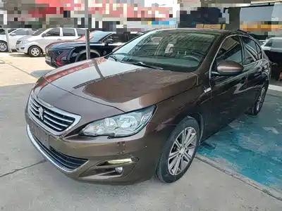 Peugeot 408 2016