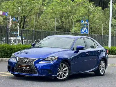 Lexus IS 2016