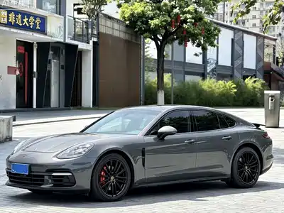 Porsche Panamera 2020