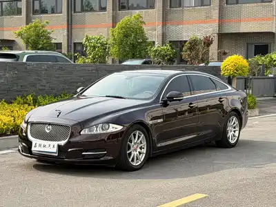 Jaguar XJ 2013
