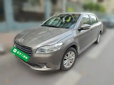 Peugeot 301 2015